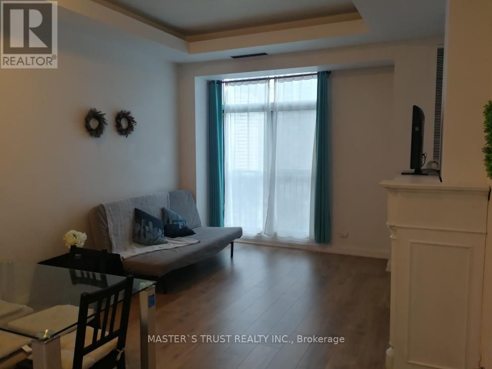 1001 - 8 Wellesley Street E, Toronto, Ontario  M4Y 3B2 - Photo 2 - C13146706