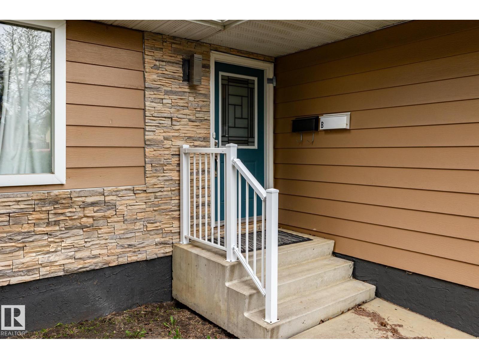 3004 68 St Nw, Edmonton, Alberta  T6K 1N6 - Photo 3 - E4488747