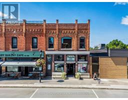 UPPER UNIT - 8 BRUCE STREET S, Blue Mountains, Ontario