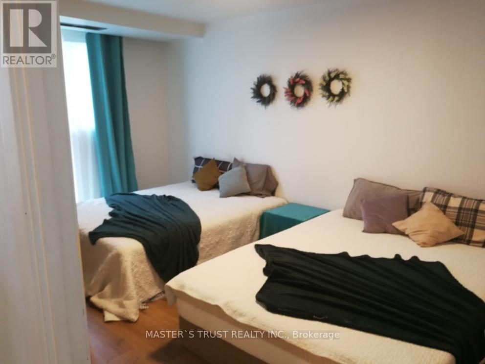 1001 - 8 Wellesley Street E, Toronto, Ontario  M4Y 3B2 - Photo 5 - C13146706