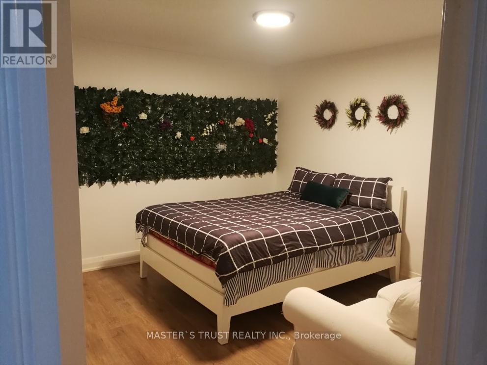 1001 - 8 Wellesley Street E, Toronto, Ontario  M4Y 3B2 - Photo 6 - C13146706