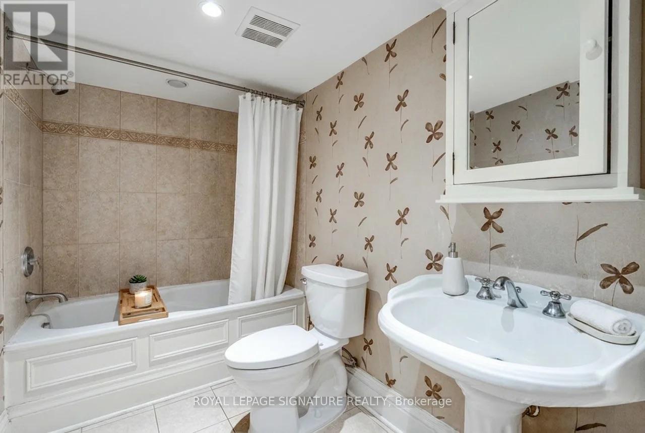 50 Elm Avenue, Toronto, Ontario  M4W 1N5 - Photo 20 - C13146760