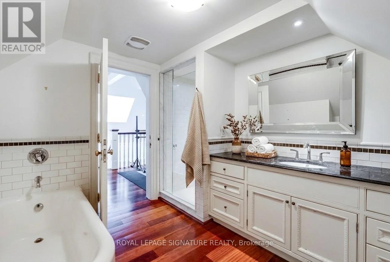 50 Elm Avenue, Toronto, Ontario  M4W 1N5 - Photo 17 - C13146760