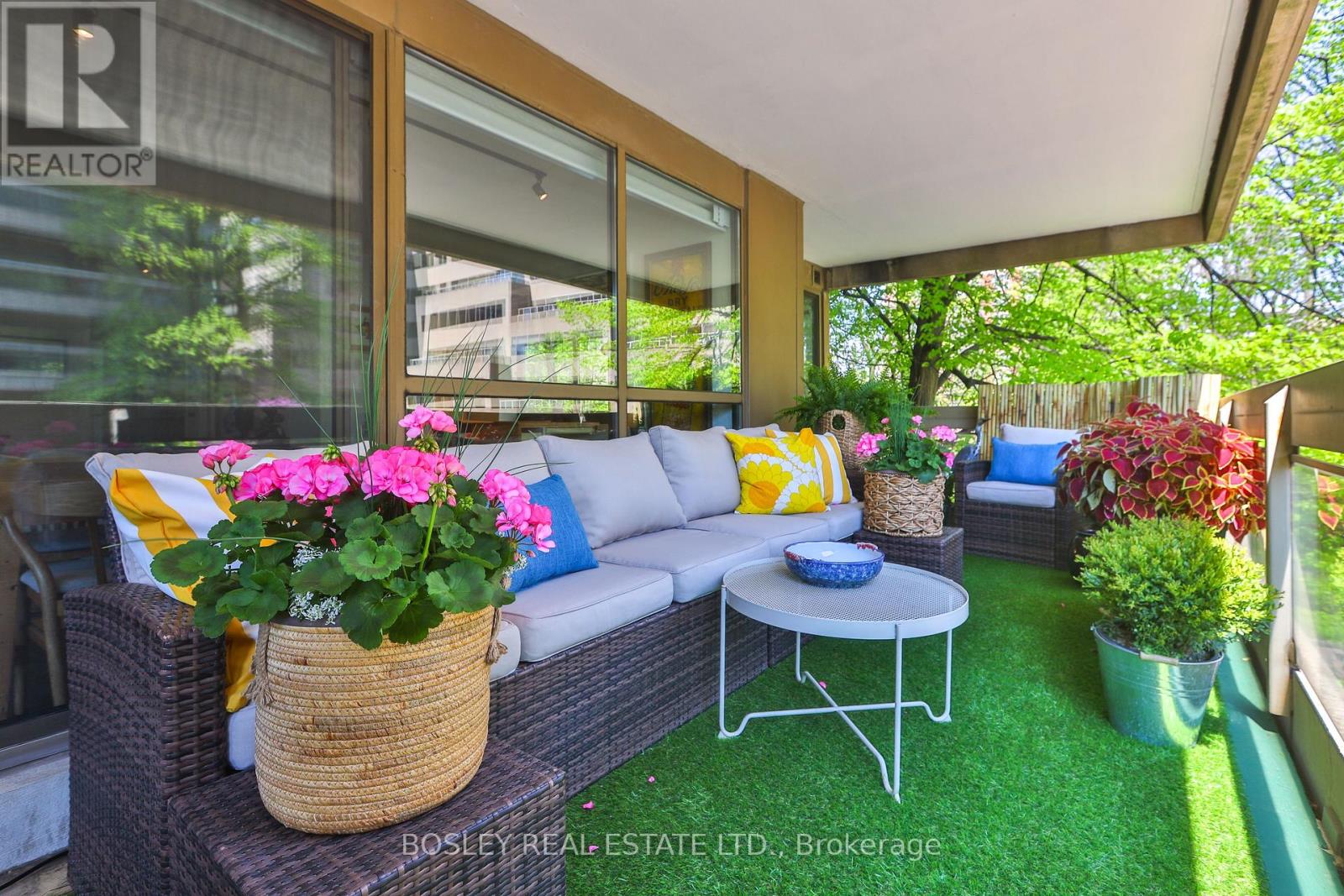306 - 63 St Clair Avenue W, Toronto, Ontario  M4V 2Y9 - Photo 24 - C13146790