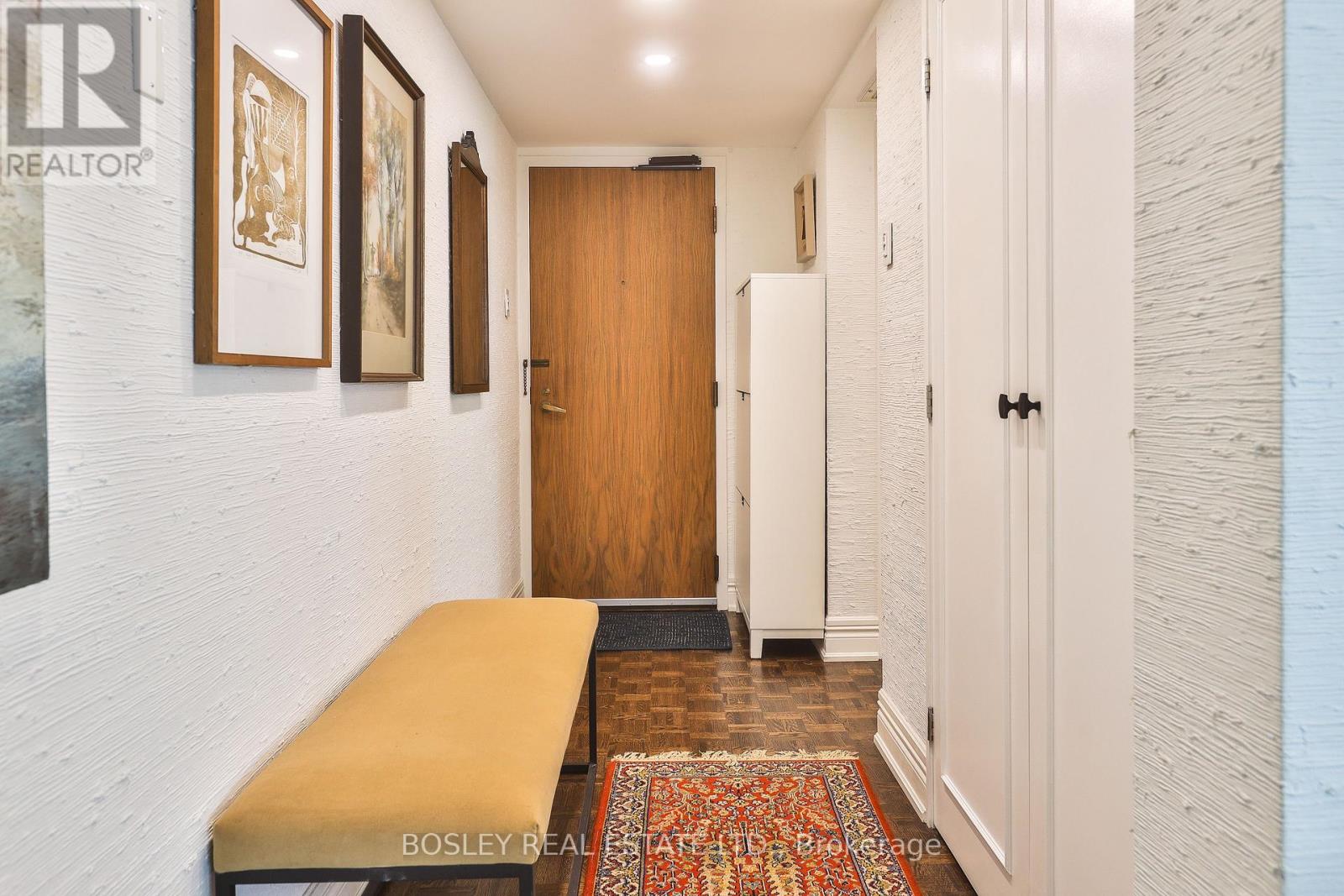 306 - 63 St Clair Avenue W, Toronto, Ontario  M4V 2Y9 - Photo 3 - C13146790