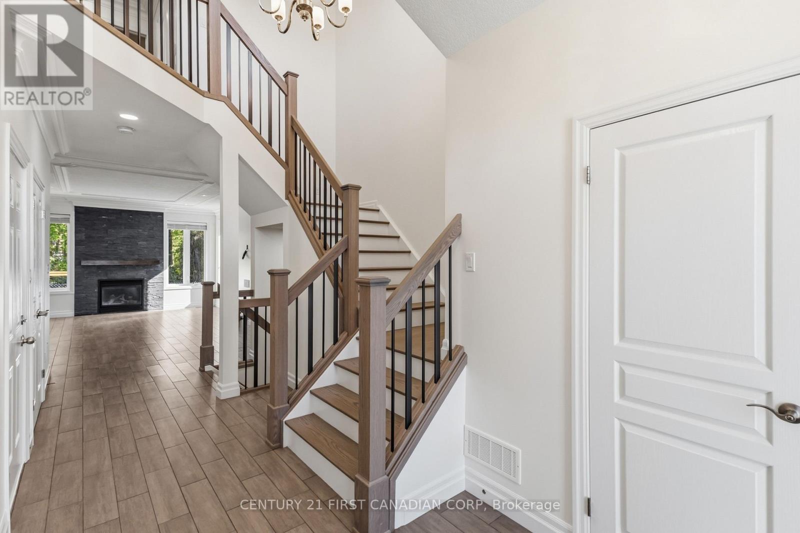 307 Portrush Place, London North, Ontario  N5X 0C2 - Photo 4 - X13149344