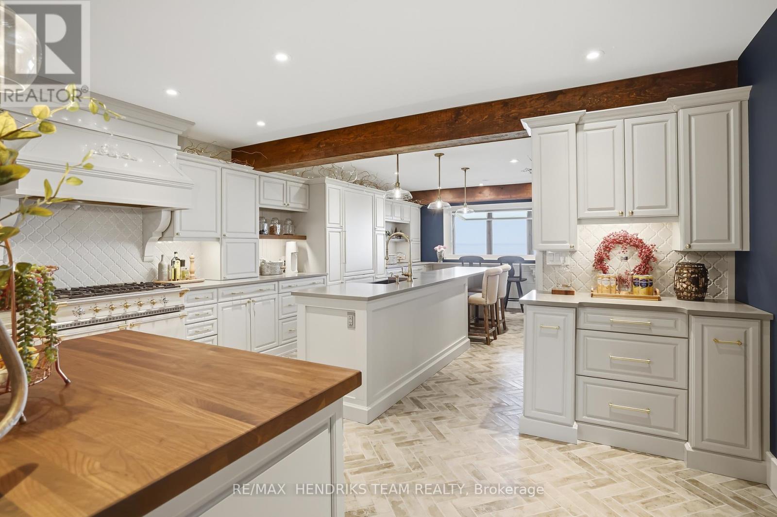 2497 Windmill Point Lane E, Fort Erie, Ontario  L0S 1N0 - Photo 10 - X13072918