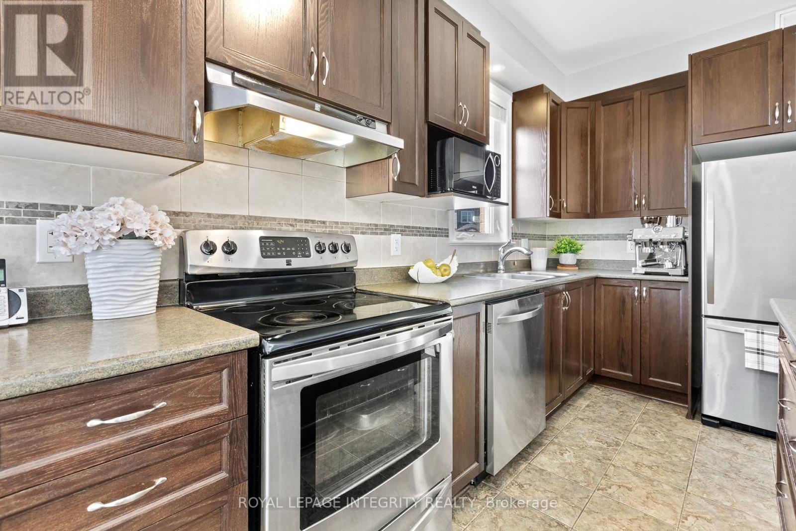 179 Flat Sedge Crescent, Ottawa, Ontario  K1T 0G9 - Photo 10 - X13055990
