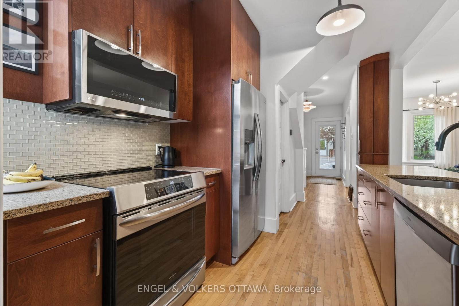 30 Roslyn Avenue, Ottawa, Ontario  K1S 4W3 - Photo 15 - X13148770