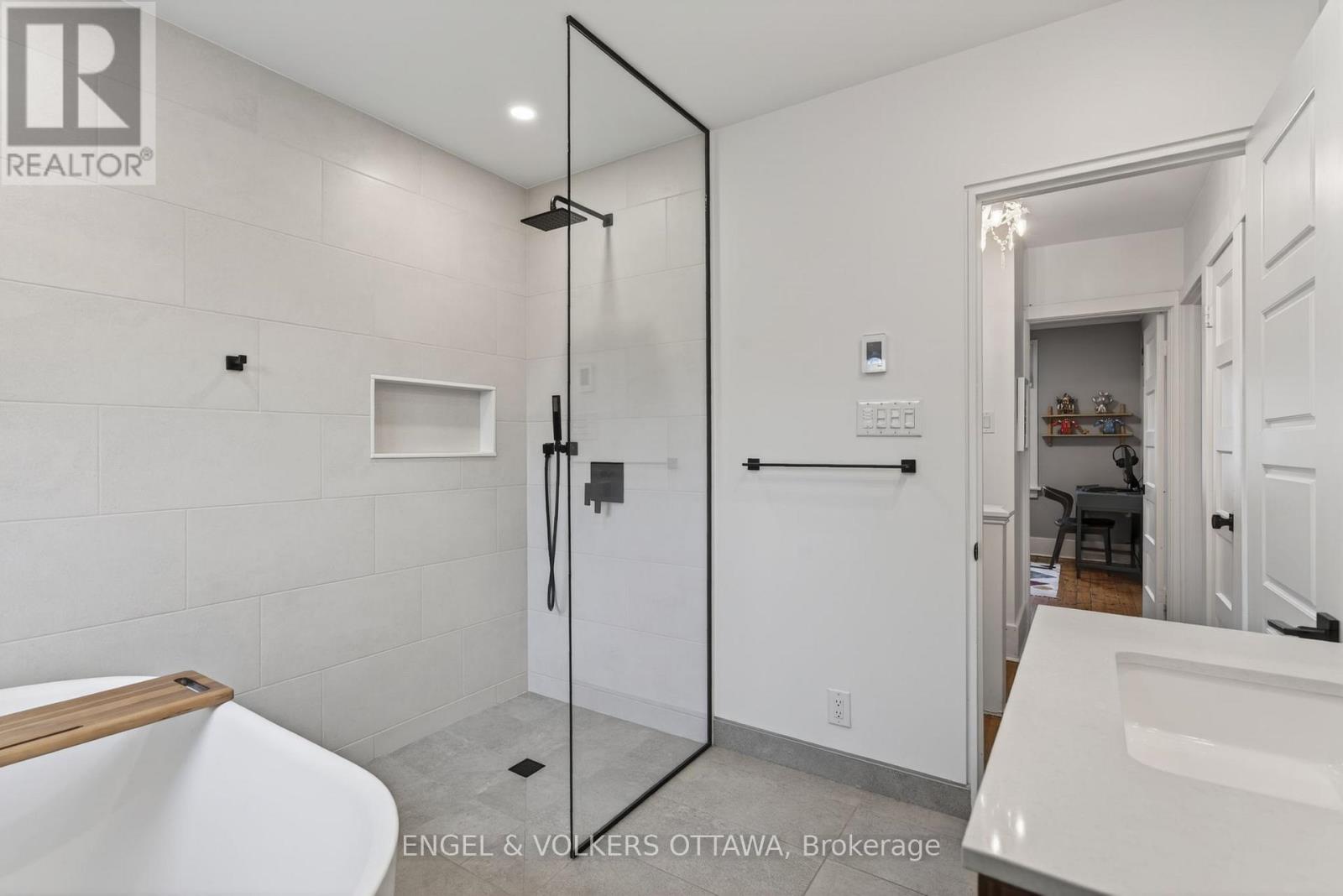 30 Roslyn Avenue, Ottawa, Ontario  K1S 4W3 - Photo 31 - X13148770