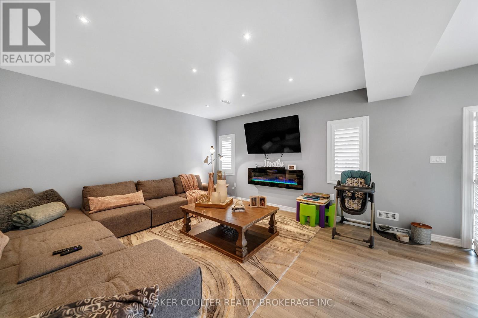 49 Victoria Street E, Innisfil, Ontario  L0L 1L0 - Photo 32 - N13141172