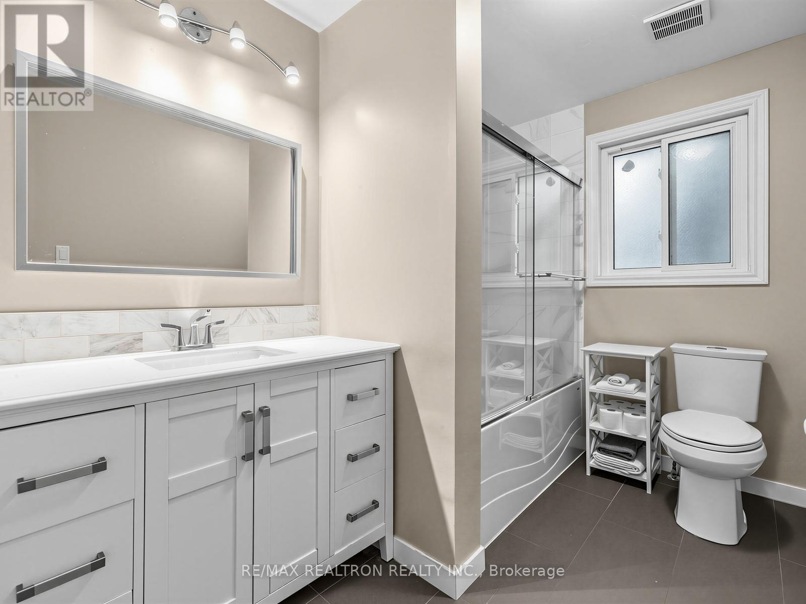 1338 Killarney Beach Road, Innisfil, Ontario  L0L 1W0 - Photo 22 - N13146666