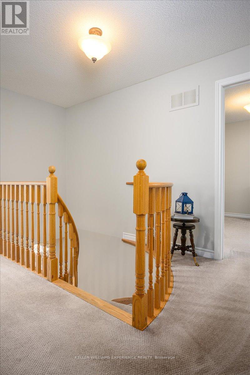 25 Muir Drive, Barrie, Ontario  L4N 0J1 - Photo 31 - S12986590
