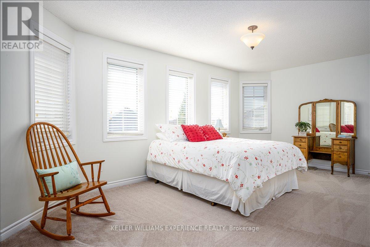 25 Muir Drive, Barrie, Ontario  L4N 0J1 - Photo 36 - S12986590