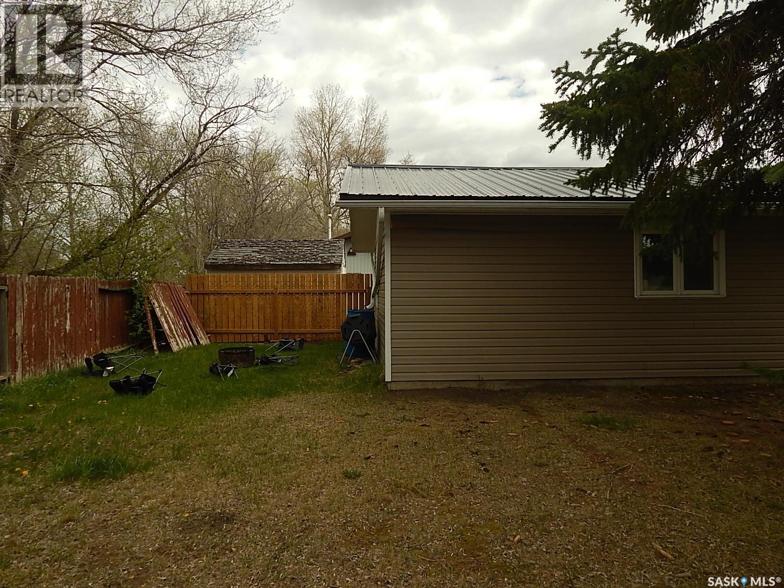 222 Westview Drive, Coronach, Saskatchewan  S0H 0Z0 - Photo 45 - SK035321