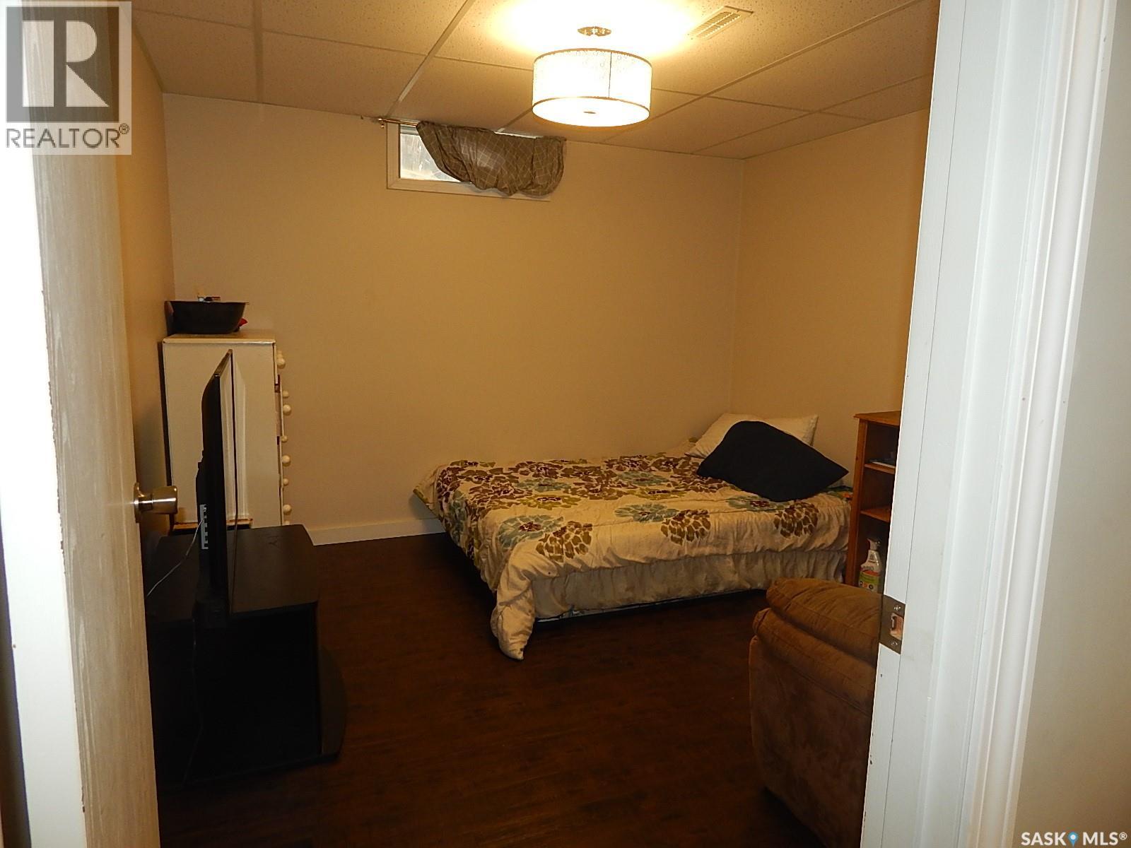 222 Westview Drive, Coronach, Saskatchewan  S0H 0Z0 - Photo 31 - SK035321