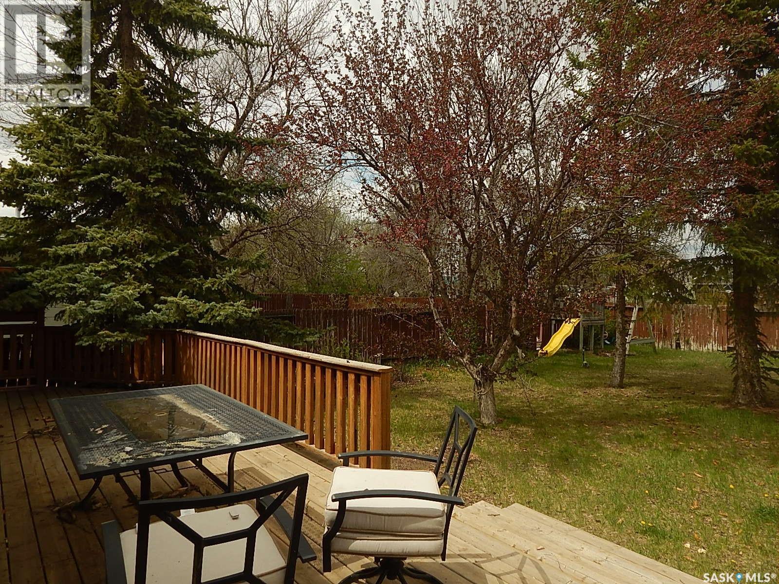 222 Westview Drive, Coronach, Saskatchewan  S0H 0Z0 - Photo 41 - SK035321