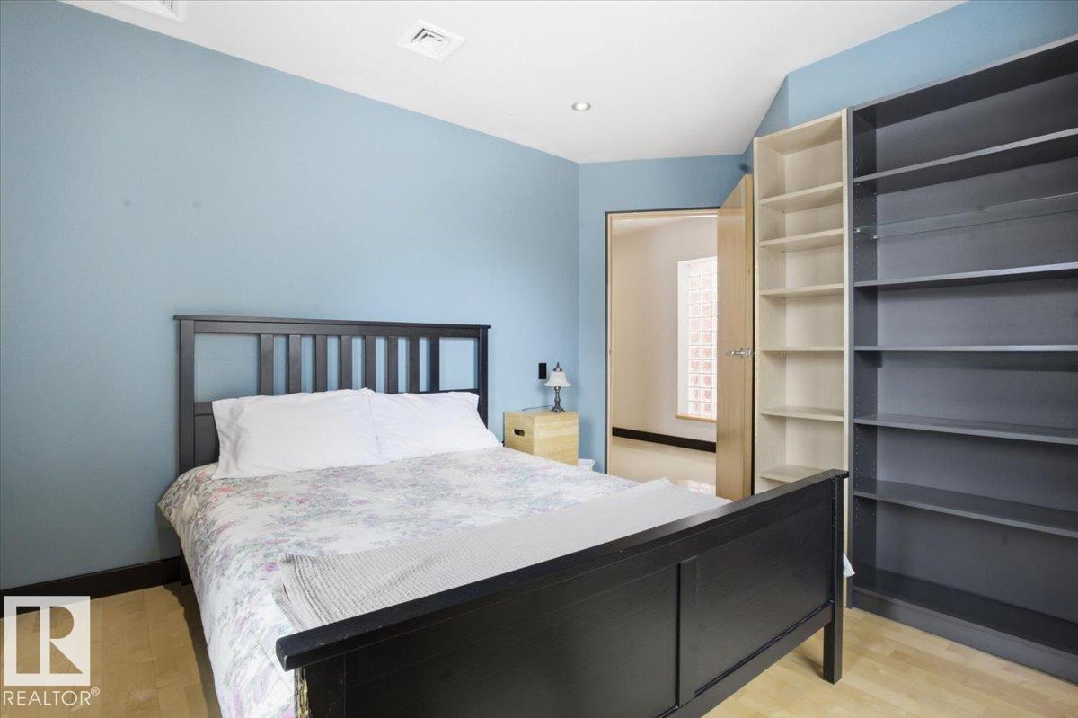 8709 92a Av Nw, Edmonton, Alberta  T6C 4G6 - Photo 13 - E4488748