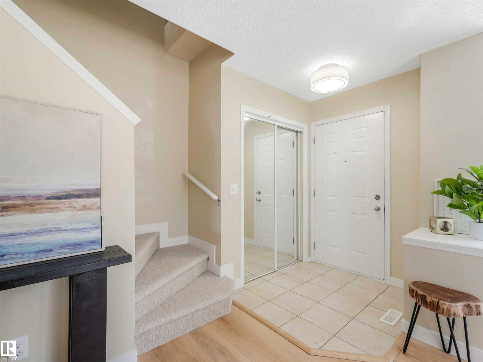 5916 South Terwillegar Bv Nw, Edmonton, Alberta  T6R 0A7 - Photo 4 - E4488752
