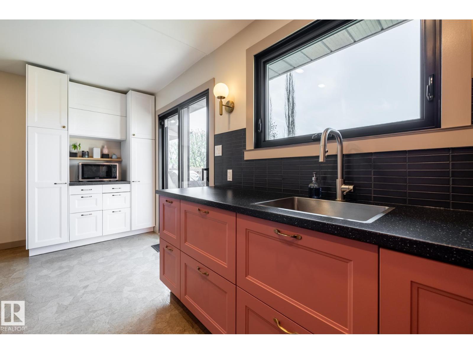 3615 43 Av Nw, Edmonton, Alberta  T5L 4J5 - Photo 11 - E4488755