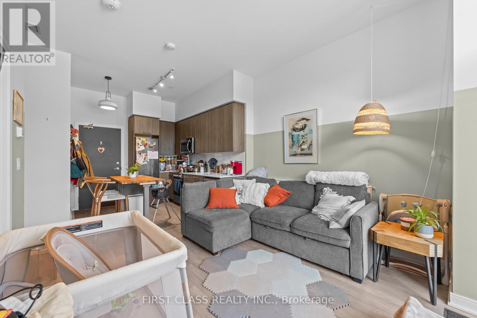 110 - 1 Neighbourhood Lane, Toronto, Ontario M8Y 0C2 - Photo 11 - W13141662