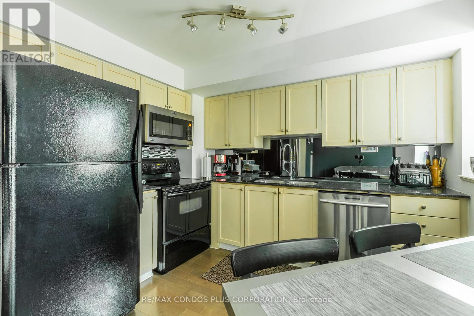 317 - 2119 Lake Shore Boulevard W, Toronto, Ontario  M8V 4E8 - Photo 11 - W13138836
