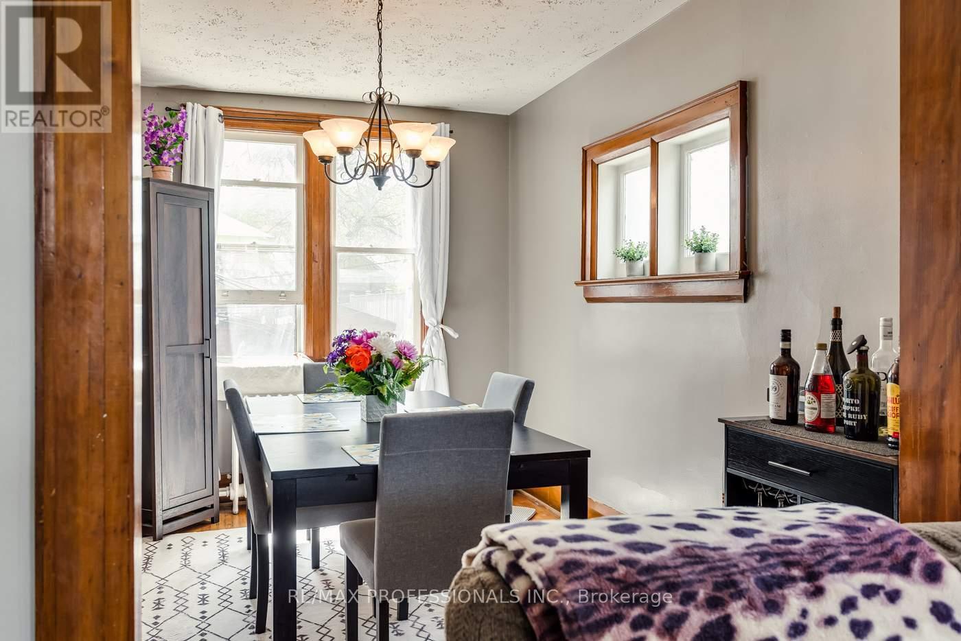 155 Aileen Avenue, Toronto, Ontario  M6M 1G1 - Photo 10 - W13145650