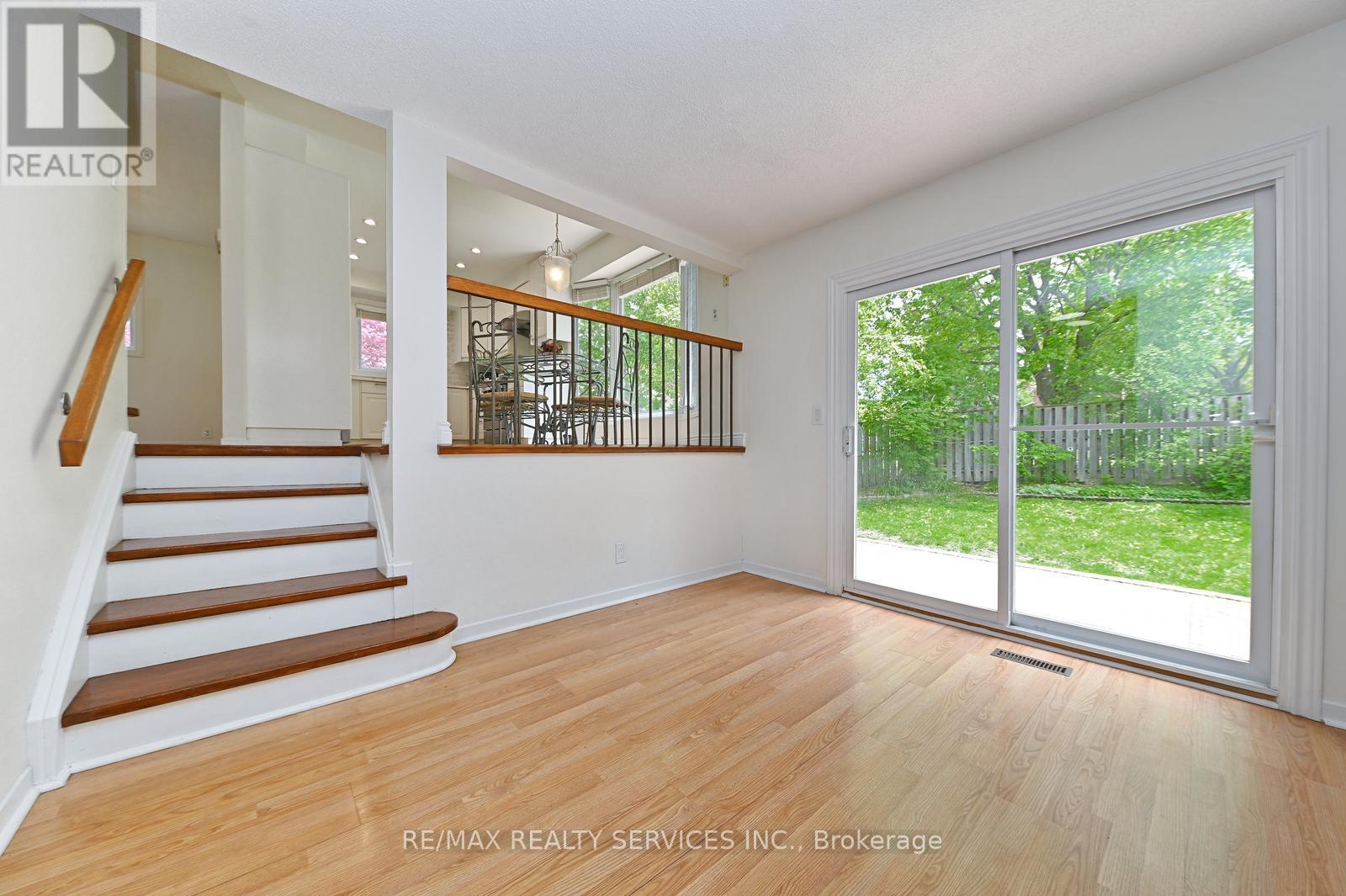 65 Massey Street, Brampton, Ontario  L6S 3A3 - Photo 15 - W13146308