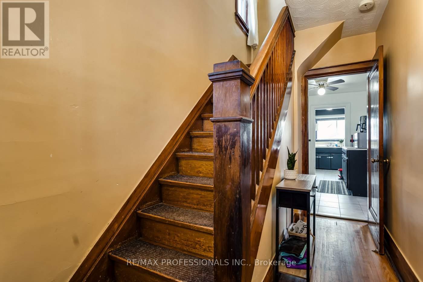 155 Aileen Avenue, Toronto, Ontario  M6M 1G1 - Photo 15 - W13145650