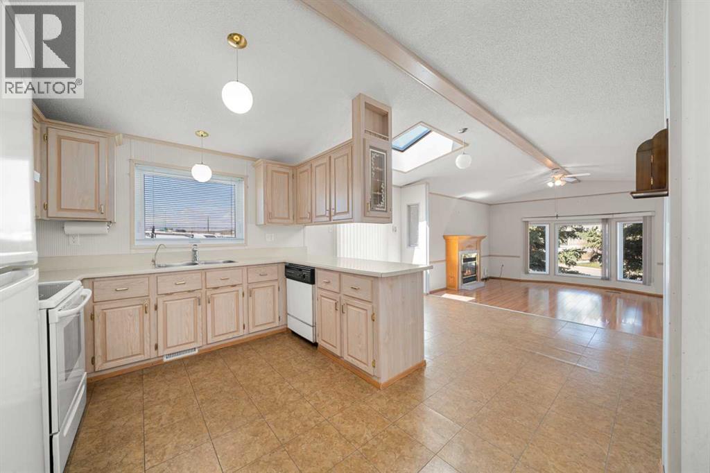 299, 99 Arbour Lake Road NW, Calgary, Alberta  T3G 4E4 - Photo 2 - A2305569