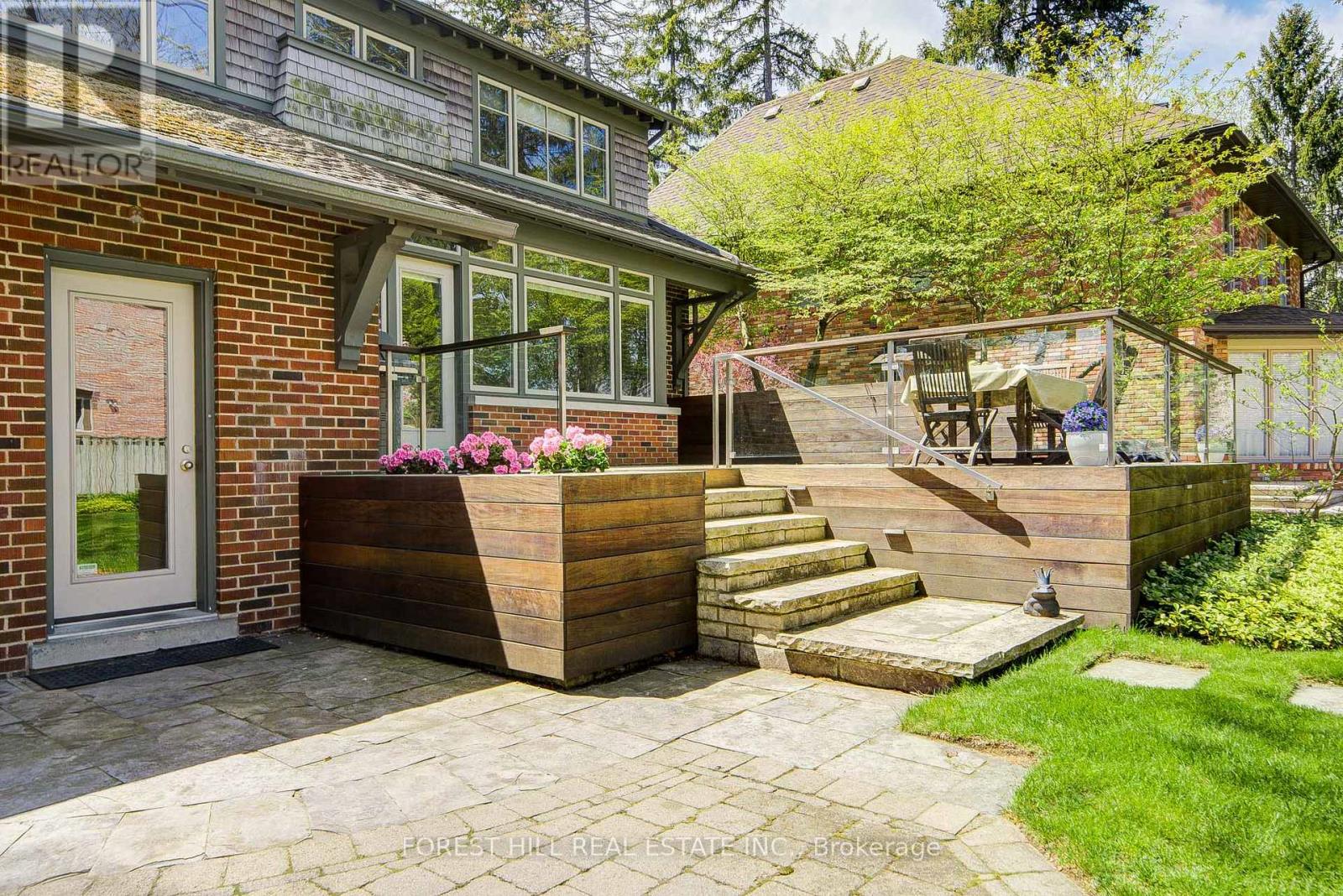 1381 Lorne Park Road, Mississauga, Ontario  L5H 3B2 - Photo 38 - W13146334