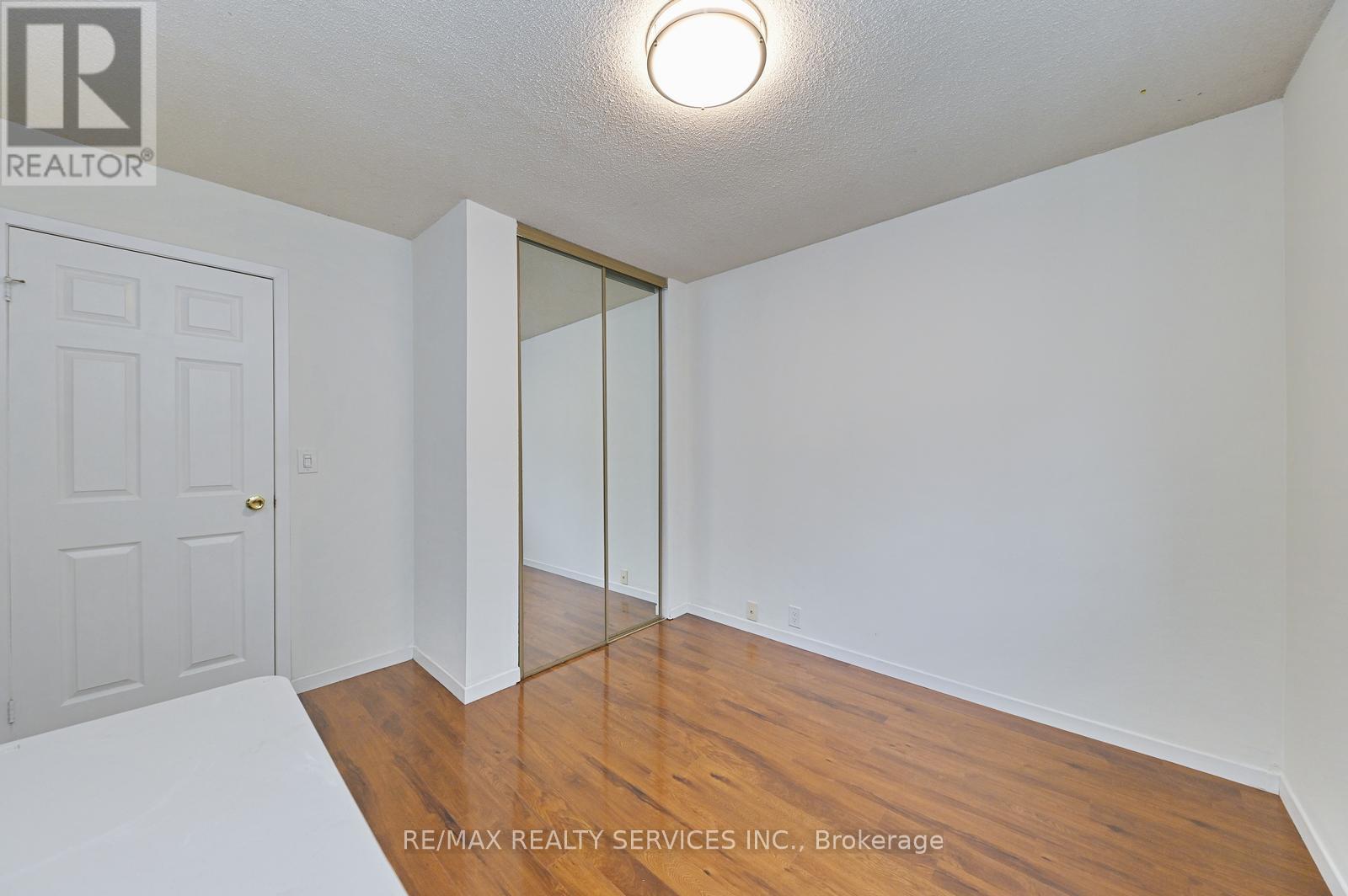 65 Massey Street, Brampton, Ontario  L6S 3A3 - Photo 21 - W13146308