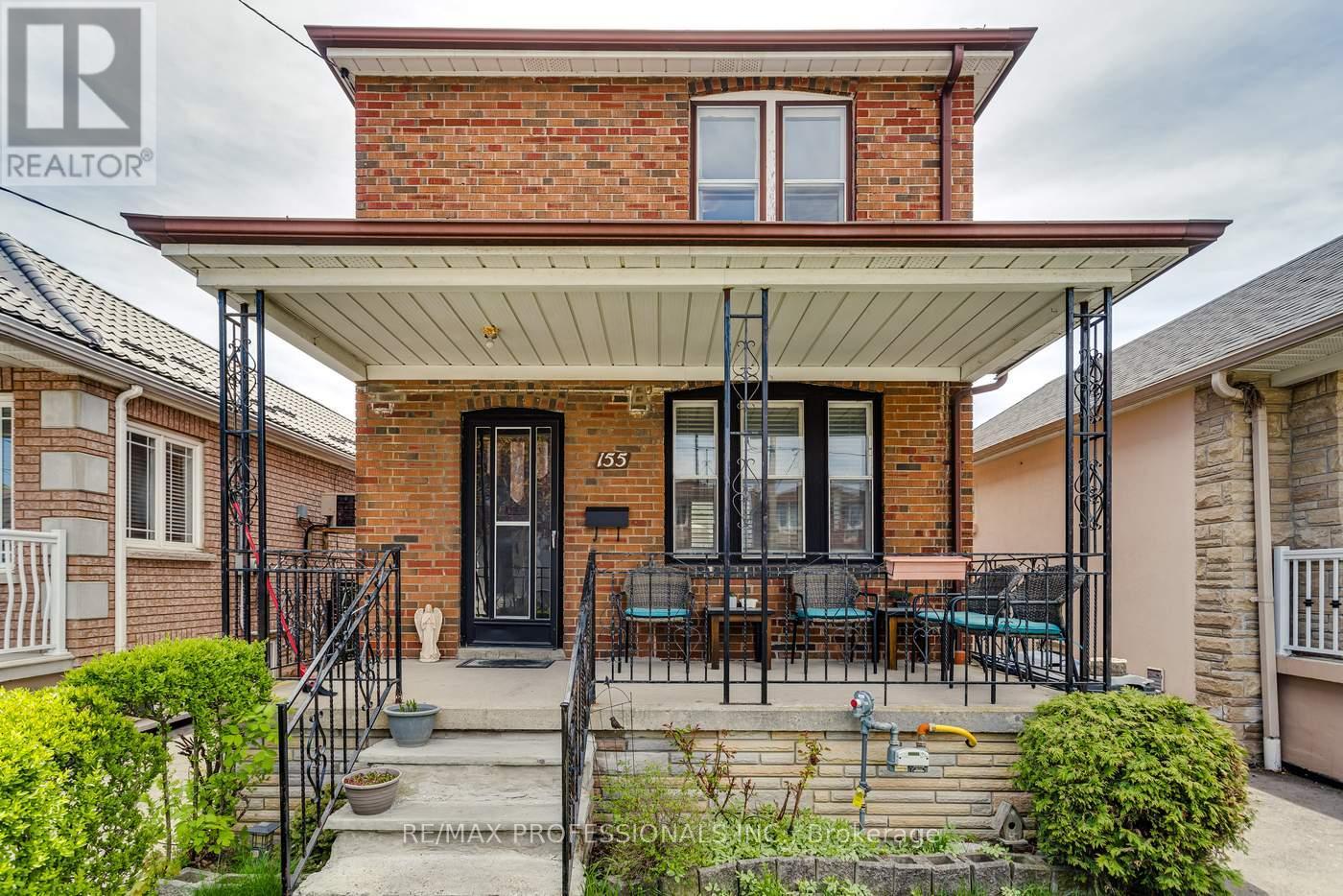 155 Aileen Avenue, Toronto, Ontario  M6M 1G1 - Photo 2 - W13145650