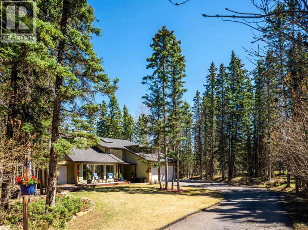 76 Redwood Meadows Drive, Rural Rocky View County, Alberta  T3Z 1A3 - Photo 5 - A2310162