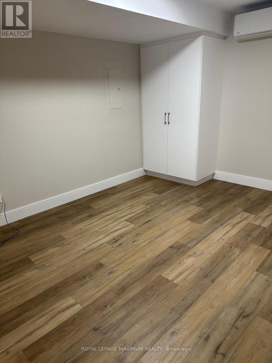 Bsmt - 47 Rockcliffe Boulevard W, Toronto, Ontario  M6N 4R1 - Photo 3 - W13146764