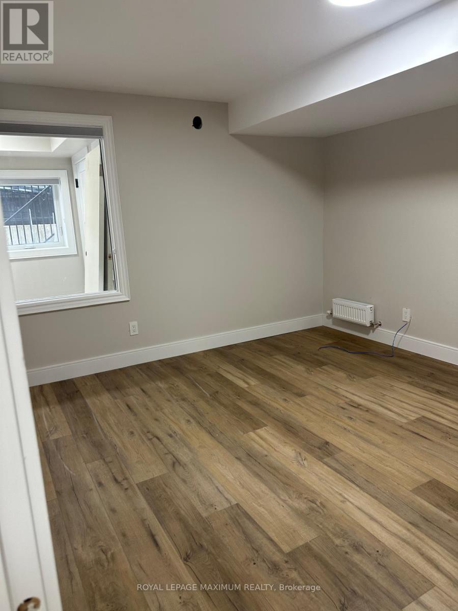 Bsmt - 47 Rockcliffe Boulevard W, Toronto, Ontario  M6N 4R1 - Photo 4 - W13146764