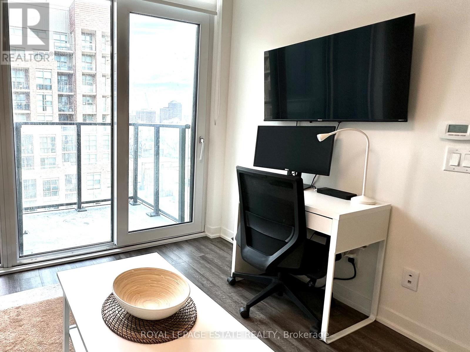709 - 1808 St. Clair Avenue W, Toronto, Ontario  M6N 0C1 - Photo 8 - W13146810