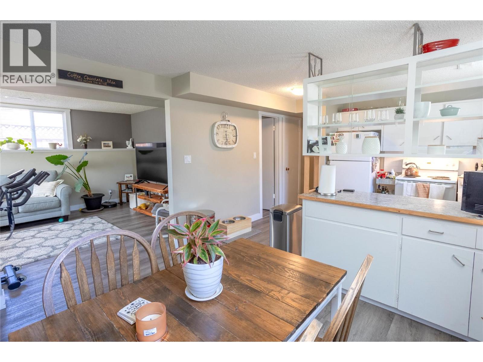 530 Roanoke Avenue, Kelowna, British Columbia  V1Y 7K5 - Photo 27 - 10381576