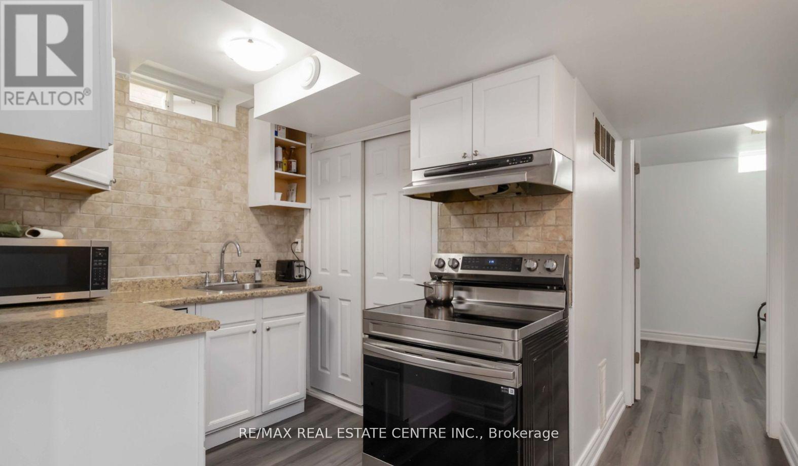 Basement - 5438 Tenth Line W, Mississauga, Ontario L5M 0G5 - Photo 8 - W13146870