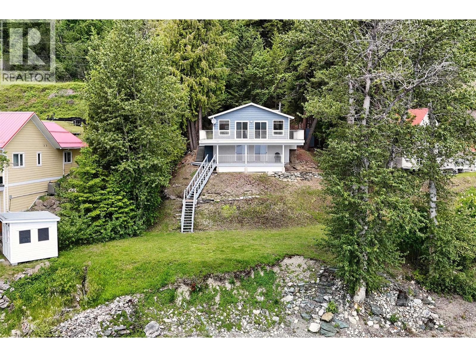 8298 Squilax Anglemont Road, Anglemont, British Columbia  V0E 1M8 - Photo 1 - 10387858