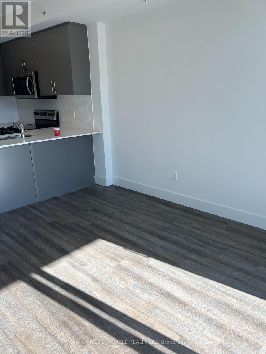 107 Roger St #410, Waterloo, Ontario  N2J 0G3 - Photo 3 - X13146742