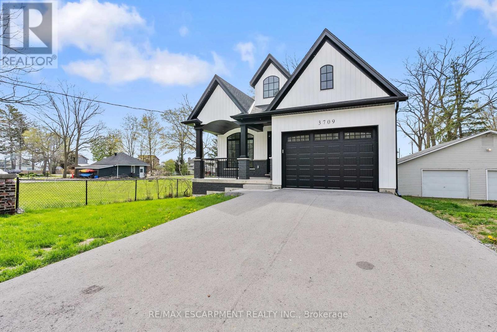 3709 Ryan Avenue, Fort Erie, Ontario L0S 1B0 - Photo 4 - X13146834