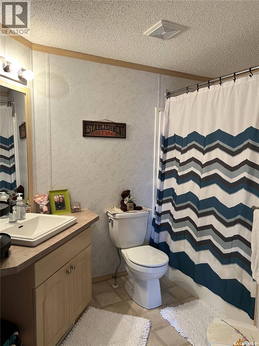 514 6th Avenue E, Meadow Lake, Saskatchewan  S9X 1J3 - Photo 16 - SK036512