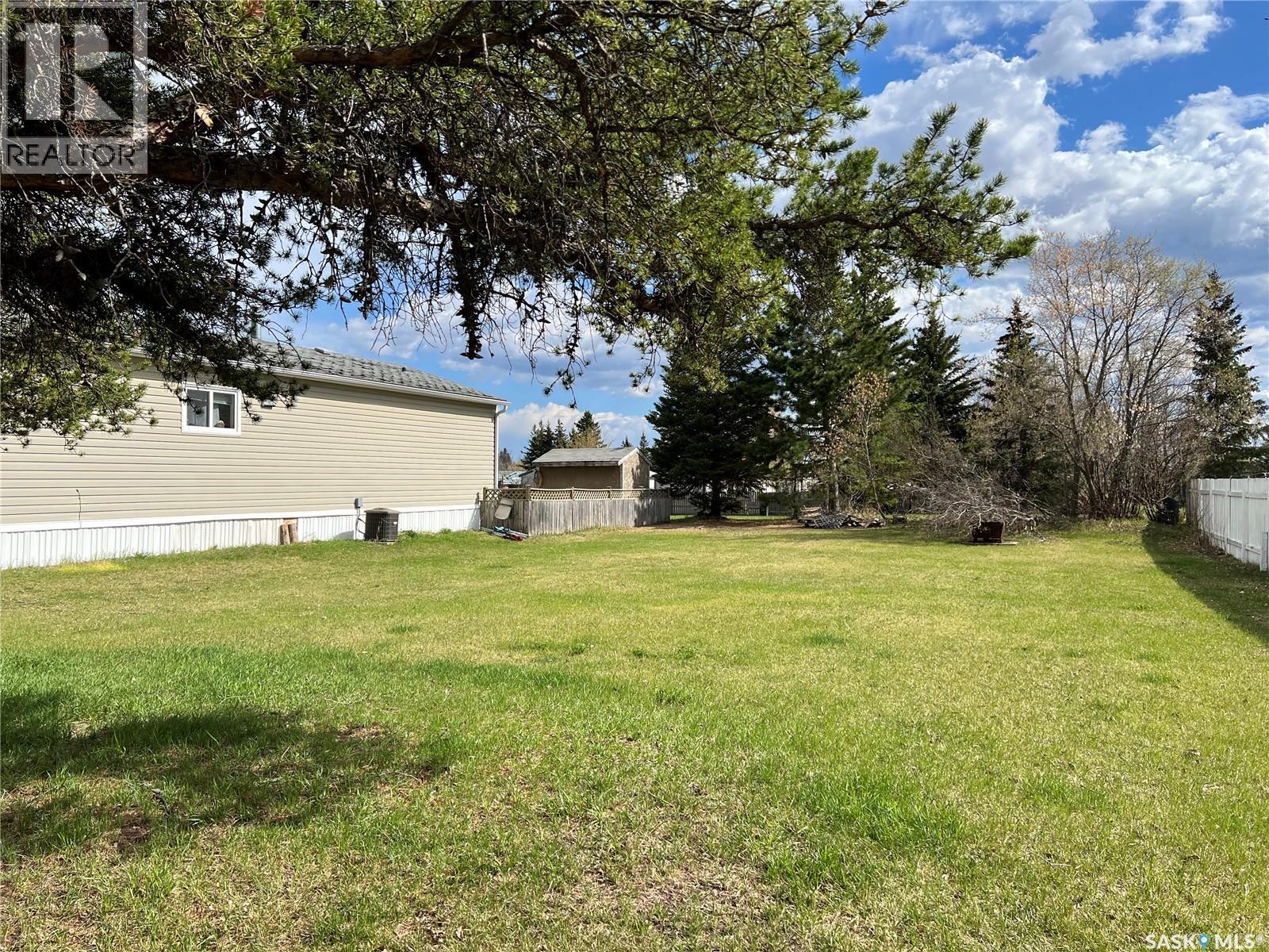 514 6th Avenue E, Meadow Lake, Saskatchewan  S9X 1J3 - Photo 27 - SK036512