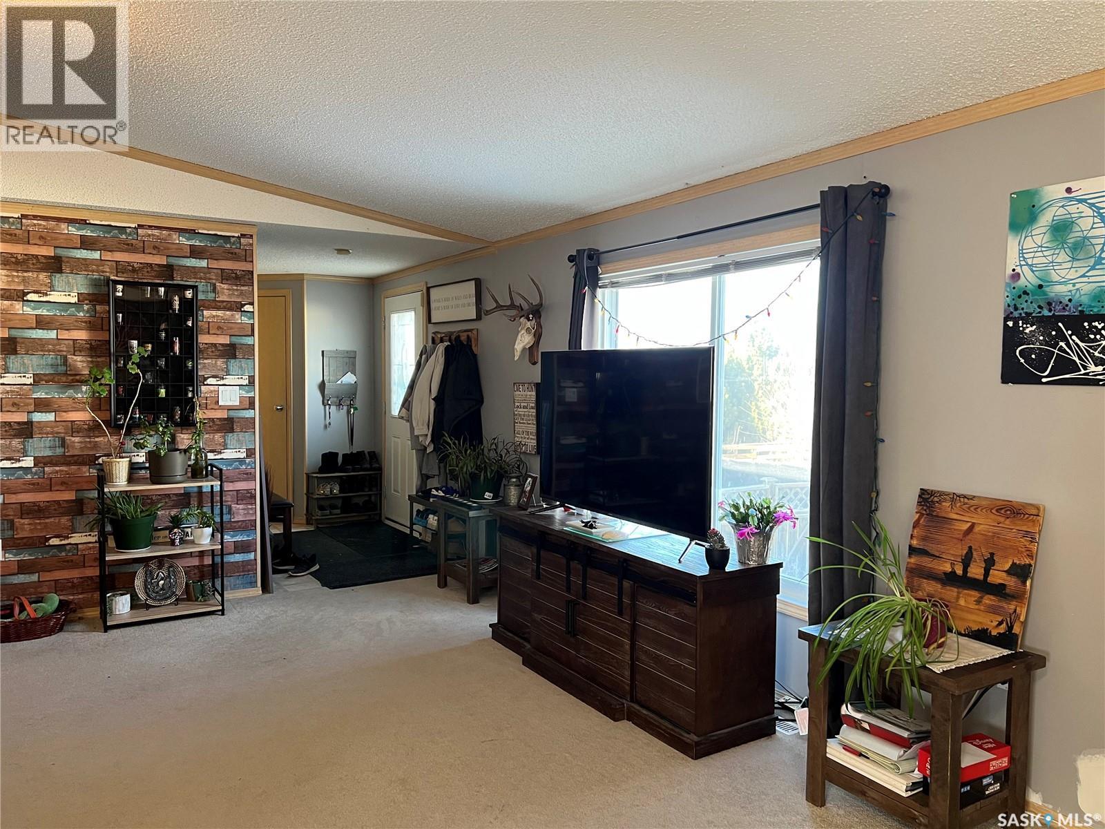 514 6th Avenue E, Meadow Lake, Saskatchewan  S9X 1J3 - Photo 5 - SK036512