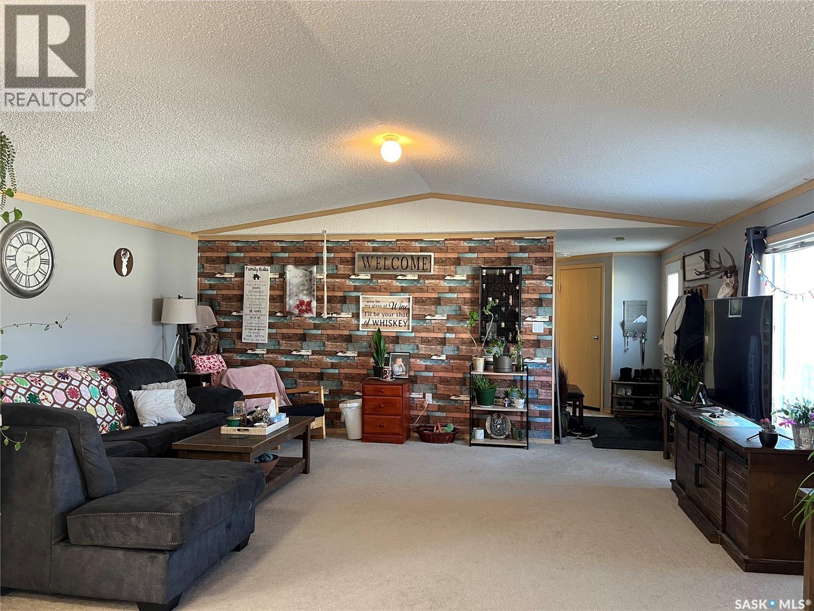 514 6th Avenue E, Meadow Lake, Saskatchewan  S9X 1J3 - Photo 7 - SK036512