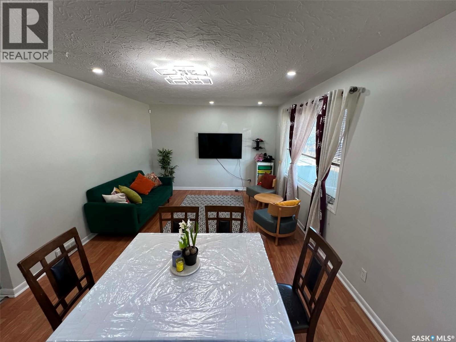 1116 Cumberland Avenue S, Saskatoon, Saskatchewan  S7H 2L7 - Photo 5 - SK036502
