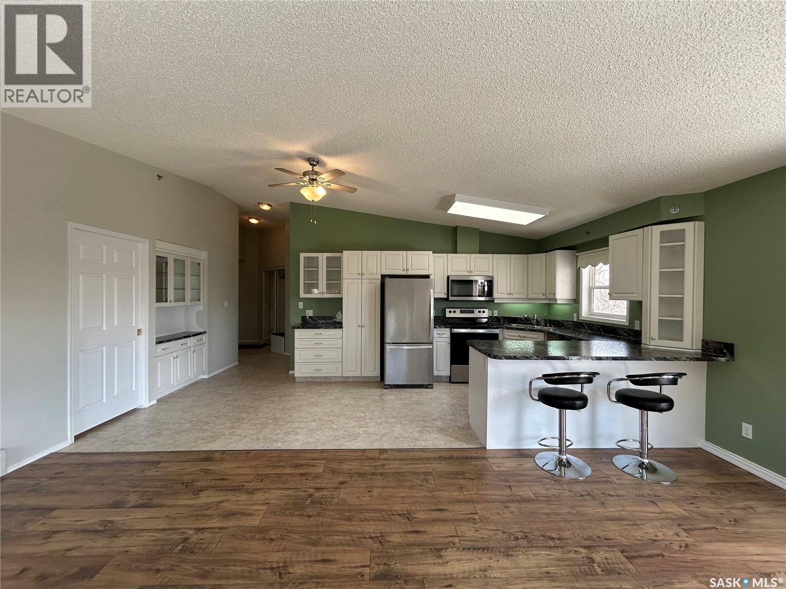 408 740 9th Street, Humboldt, Saskatchewan  S0K 2A0 - Photo 4 - SK036458