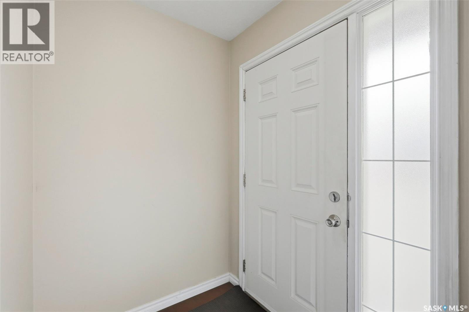 119 303 Slimmon Place, Saskatoon, Saskatchewan  S7V 0A8 - Photo 4 - SK036410