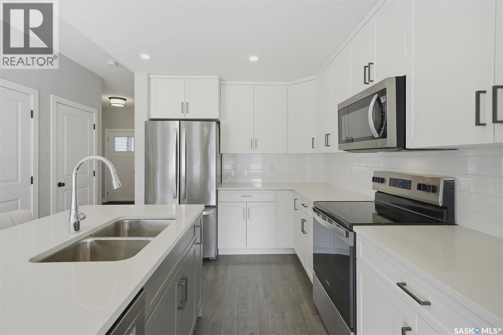 348 Brighton Gate, Saskatoon, Saskatchewan  S7V 0P9 - Photo 11 - SK036386